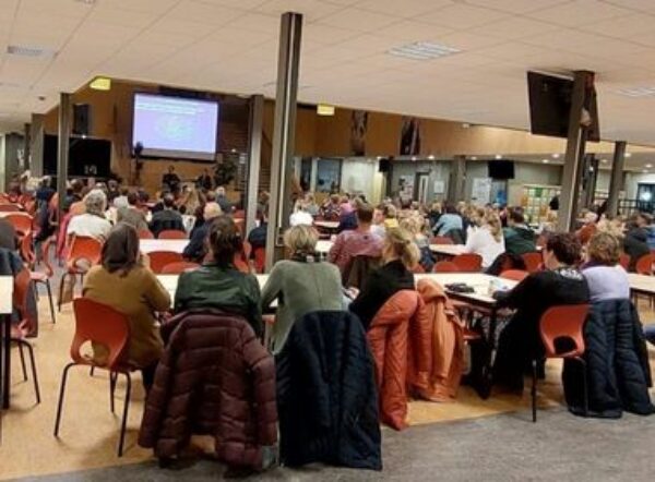 Ouderavond Check It Out in Boxmeer